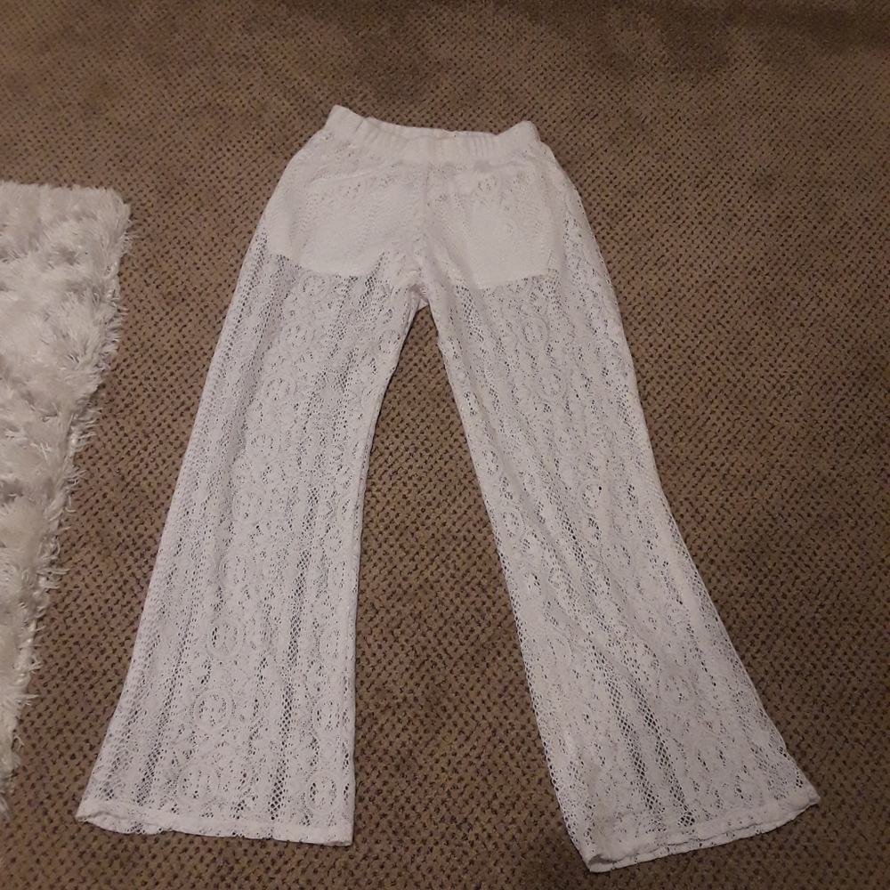 NWOT White Lace Swimsuit Coverup Pants